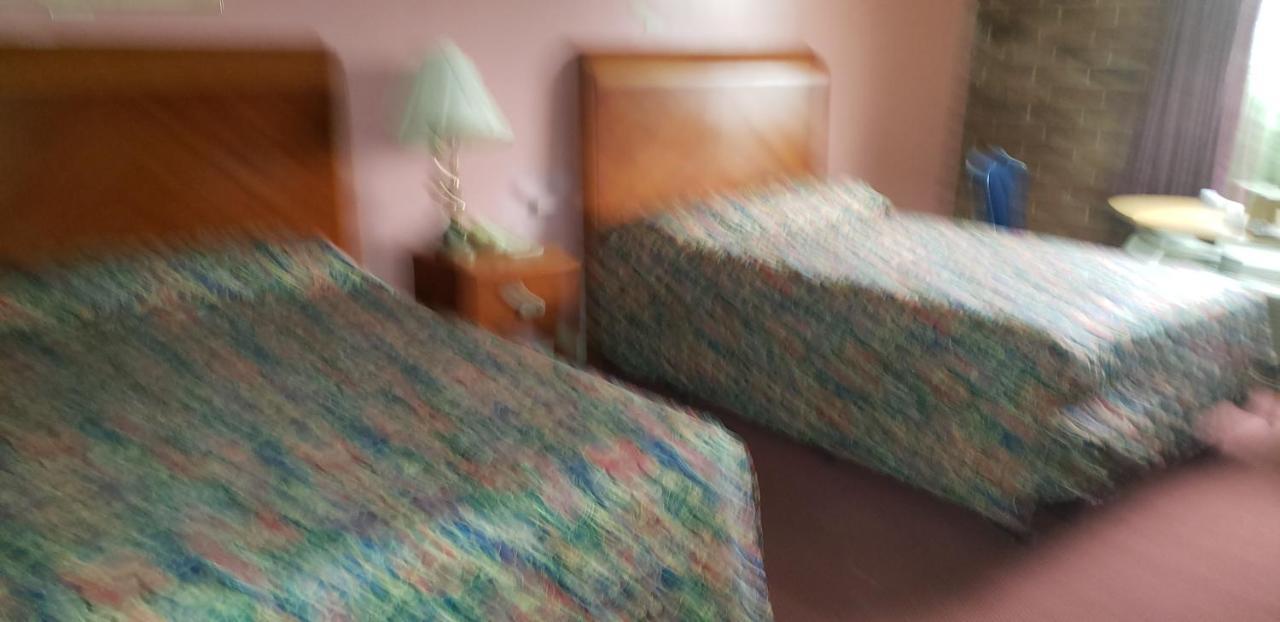 Plaza Inn Motel Calumet Park Екстериор снимка
